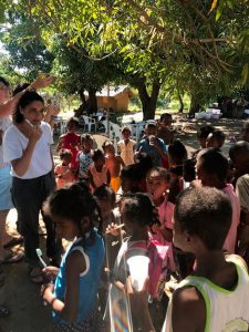 humanitaire a madadascar enfants