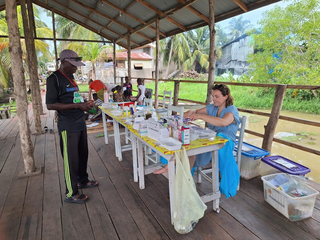 préparation pour la journée au bénin